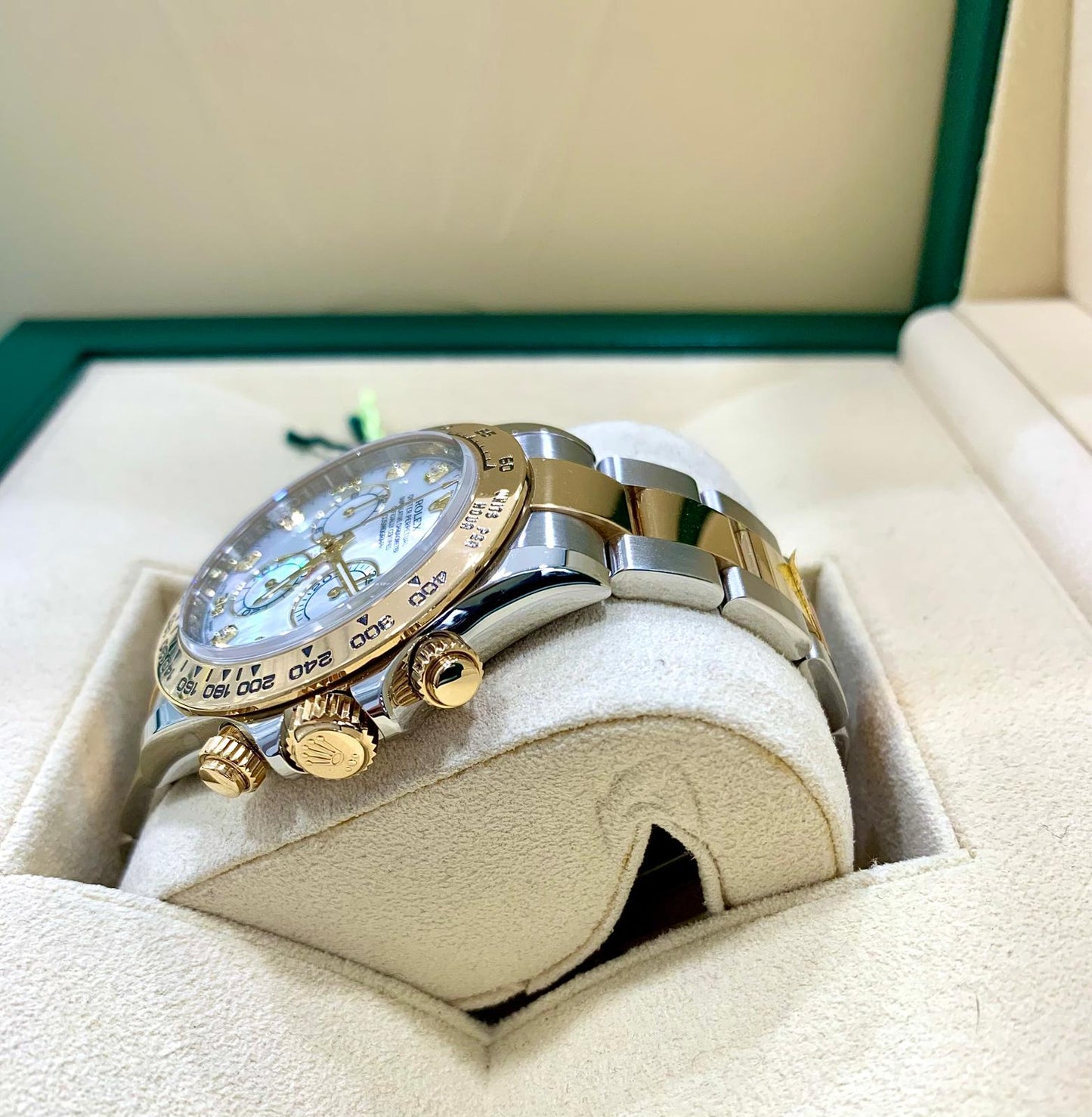 Rolex DAYTONA Madreperla Acciaio/oro Giallo 18KT