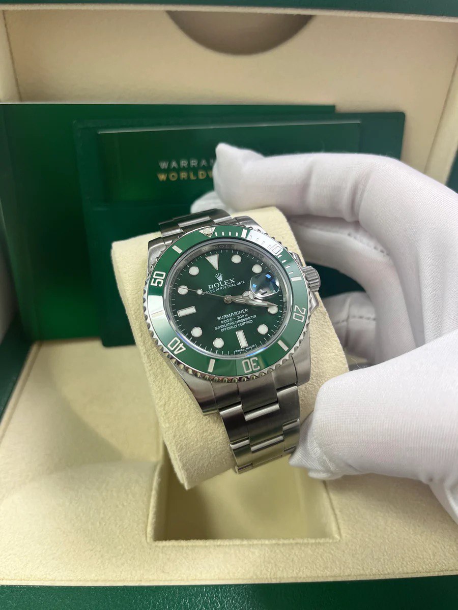 Submariner Hulk 116610LV 41 mm